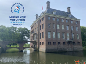 Kasteel Amerongen met logo van ANWB voor Leukste uitje van Utrecht