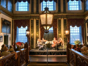 Concert of de galerij van Kasteel Amerongen van de Vrienden van het Kasteel